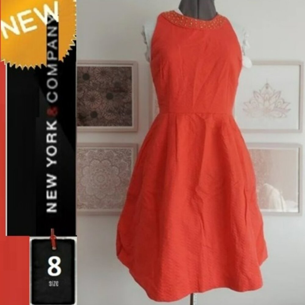 ⭐5/$30- Coral NY & Co. Skater dress with metallic,  size 8, zipper broke